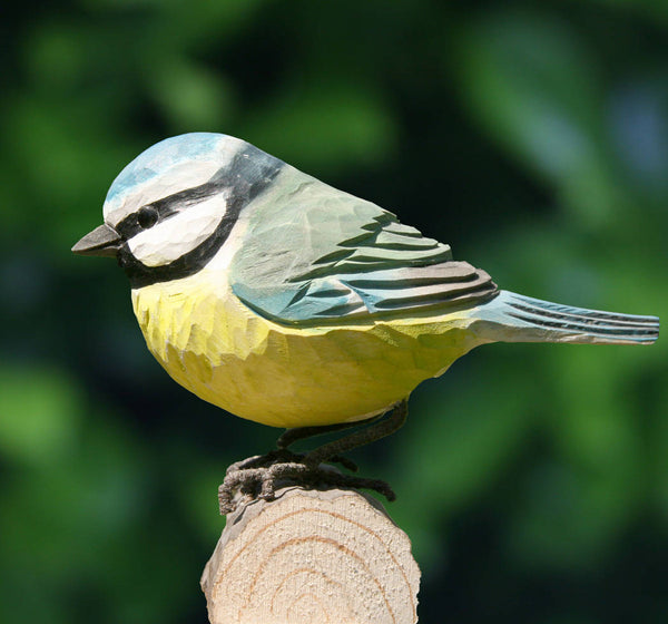 Vogelbeeldje Pimpelmees – Handgesneden Houten Decoratievogel | DecoBird Wildlife Garden – foto 4