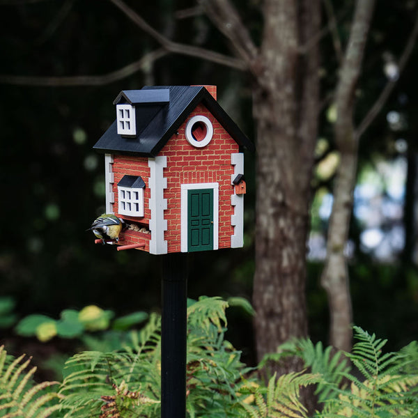 Multiholk Brick Cottage – nestkast & voederhuis