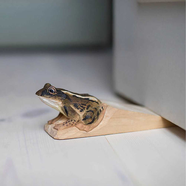 Houten Deurstopper Kikker - Decoratief & Functioneel | Wildlife Garden