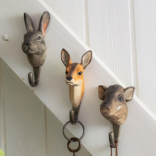Kledinghaak Ree – Decoratieve Houten Wandhaak | Wildlife Garden