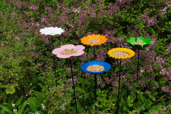 Vogelvoederschaal Malva op tuinsteker – roze, 72 cm
