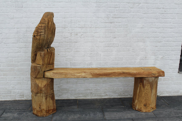 Sculpturen Bank arend