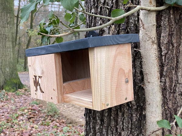 Roodborst Nestkast met Balkon Douglashout | Kooprijk